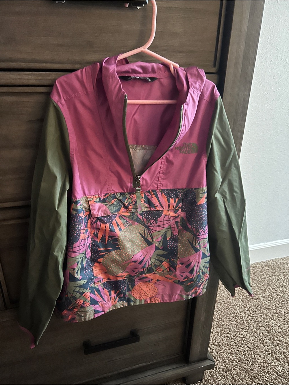 The North Face Girls Pink & Green Abstract Rain Jacket Size Small